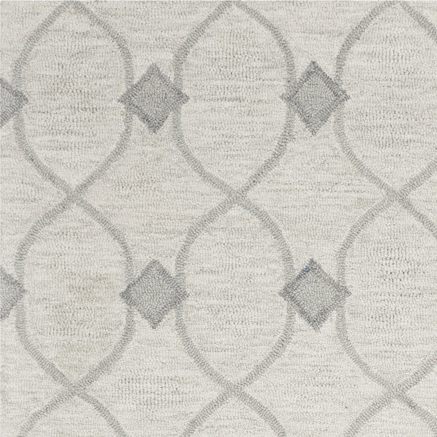 5' X 7' Ivory And Gray Wool Ogee Hand Tufted Area Rug