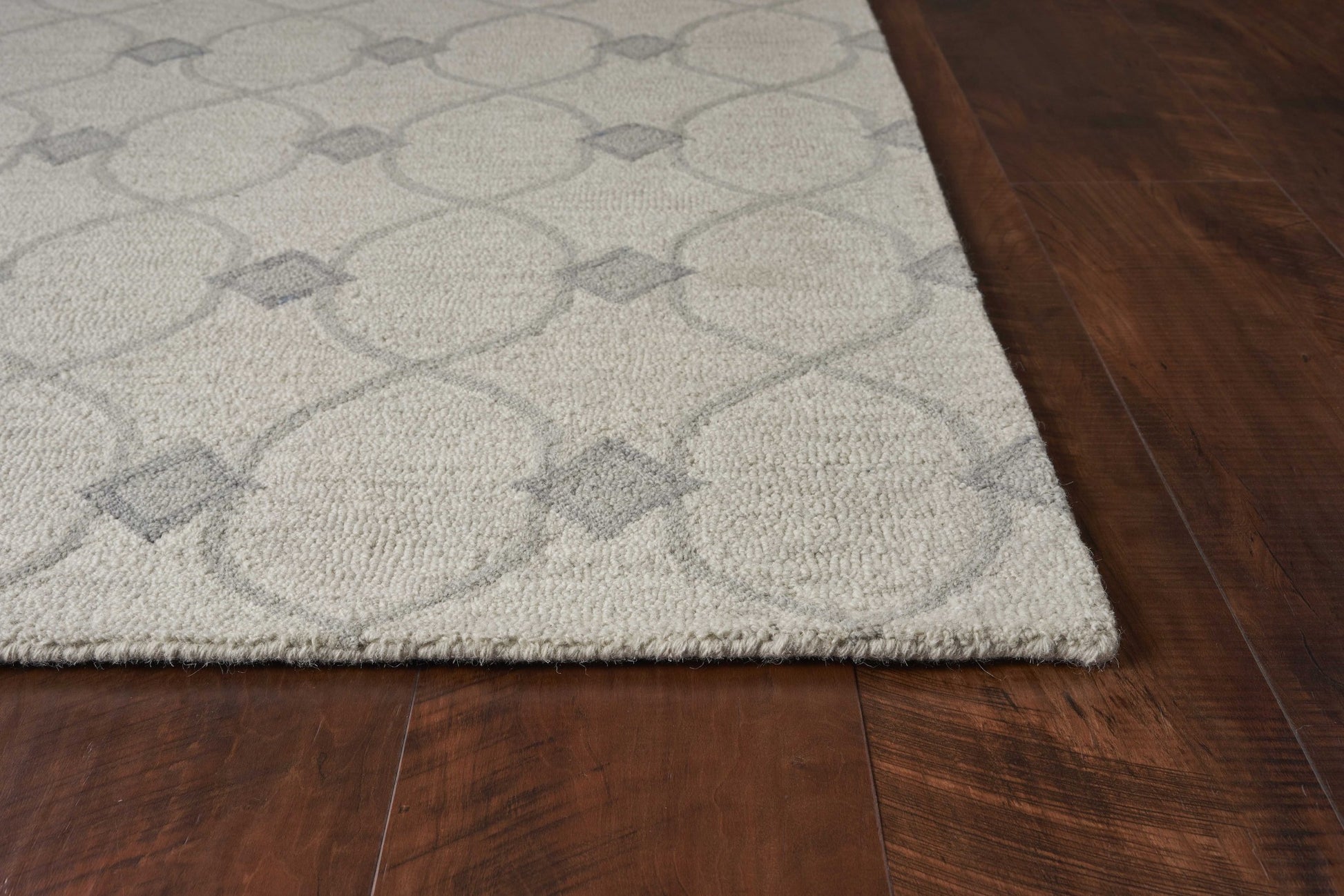 5' X 7' Ivory And Gray Wool Ogee Hand Tufted Area Rug