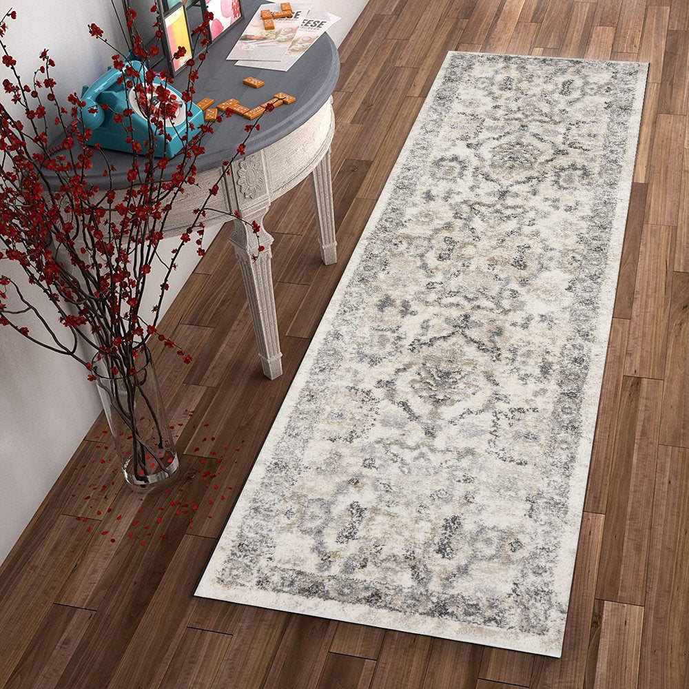 5' X 8' Ivory And Gray Floral Medallion Area Rug