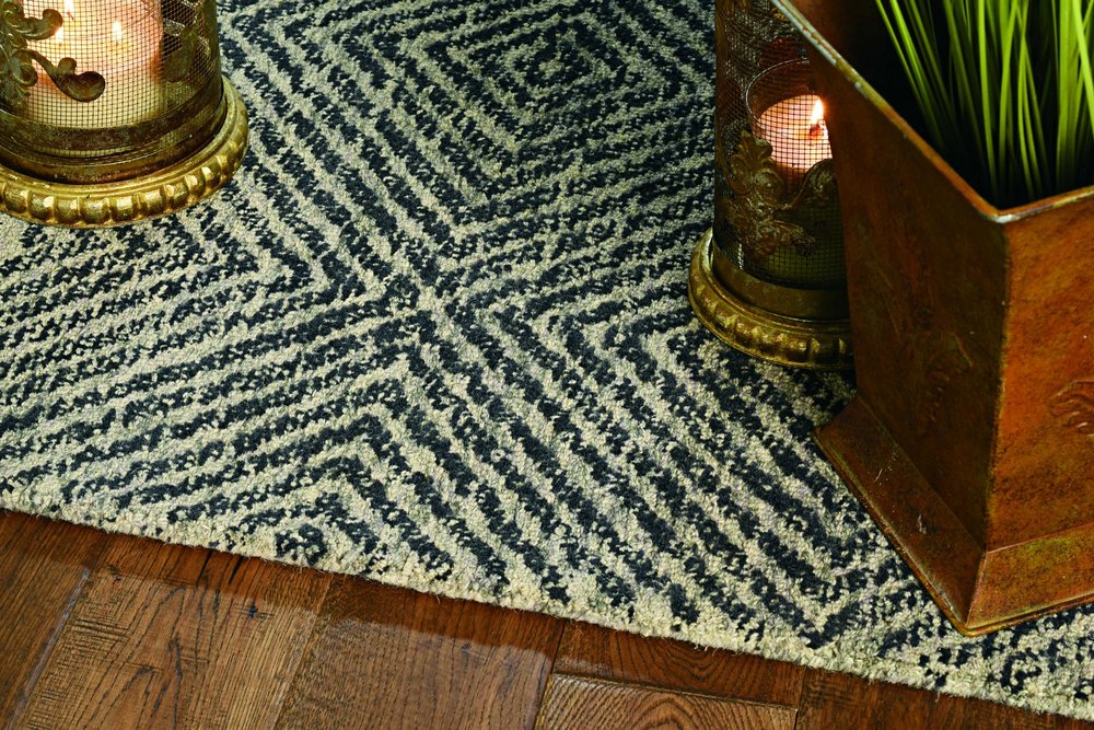 7' X 10' Gray and Black Wool Geometric Hand Tufted Area Rug