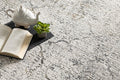5' X 7' Gray and Ivory Abstract Area Rug