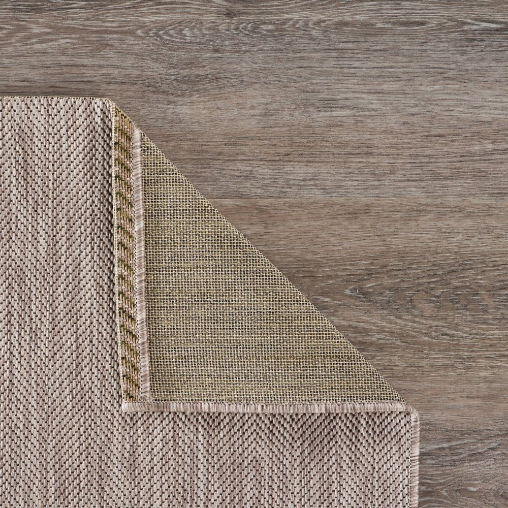 8' X 10' Beige Indoor Outdoor Area Rug