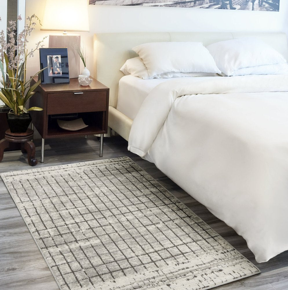 3' X 5' Ivory And Grey Abstract Power Loom Distressed Non Skid Area Rug