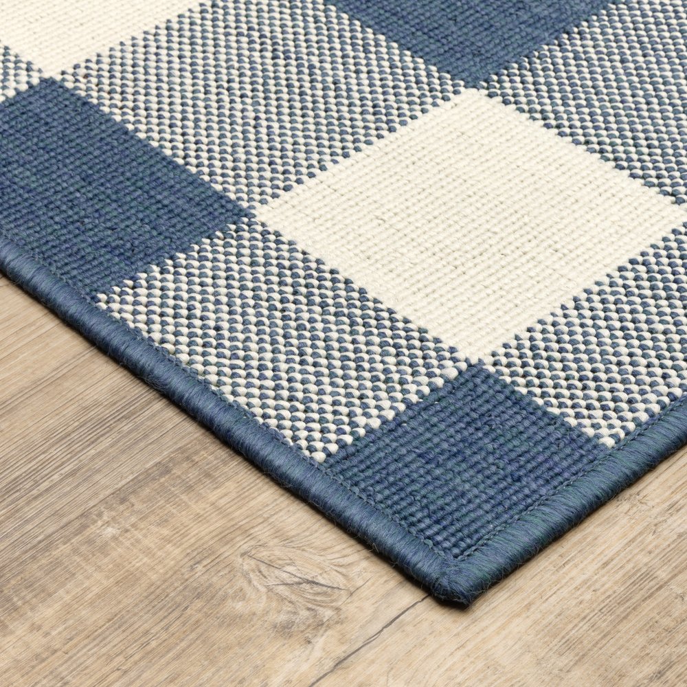 9' X 13' Red And Ivory Geometric Indoor Outdoor Area Rug