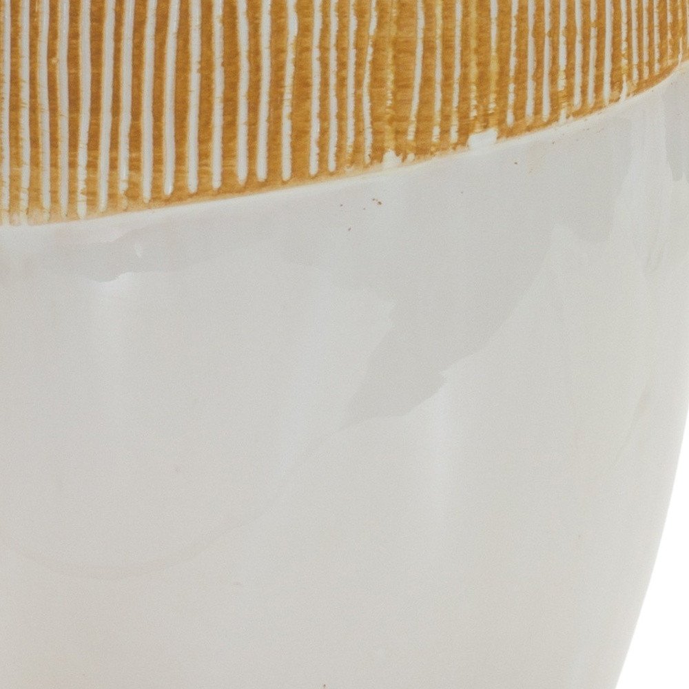 Brown 10 Ounce Round Pot Planter No additional pieces included