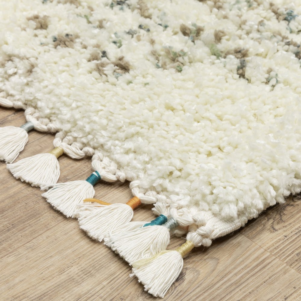 8' X 11' Ivory And Green Geometric Shag Area Rug With Fringe