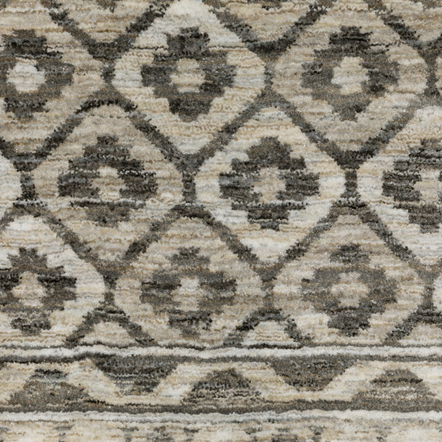 10' X 13' Gray And Beige Diamond Area Rug With Fringe