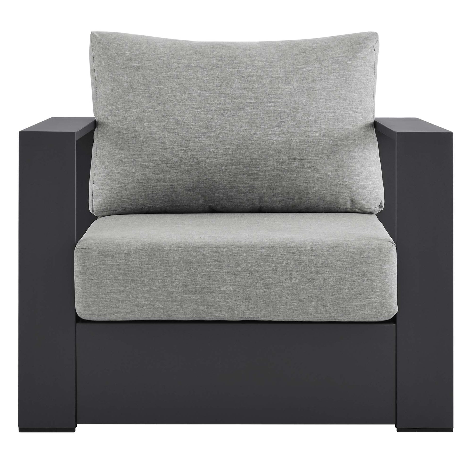 Spacious Tahoe Outdoor Patio Armchair - Weather-Resistant Design