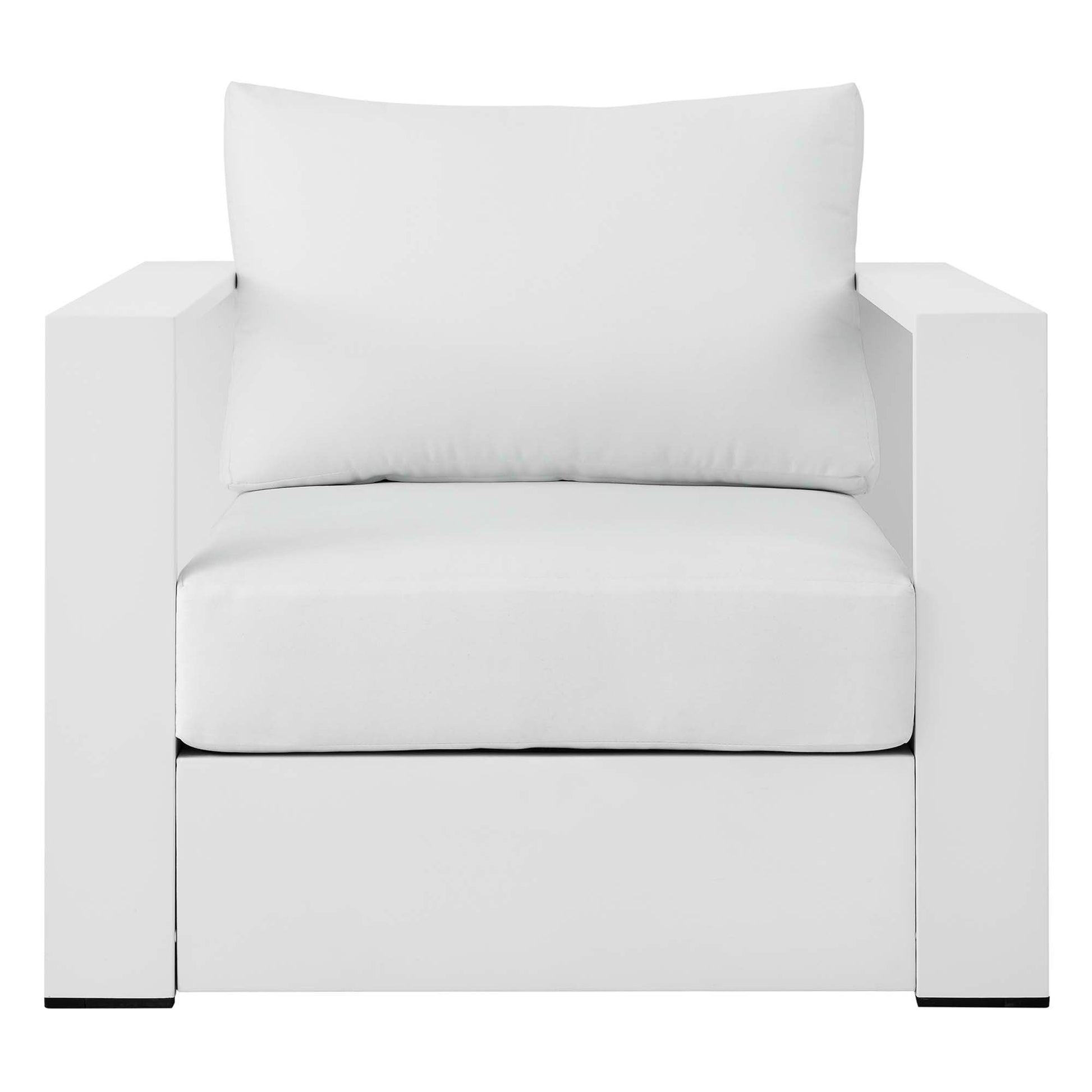 Spacious Tahoe Outdoor Patio Armchair - Weather-Resistant Design