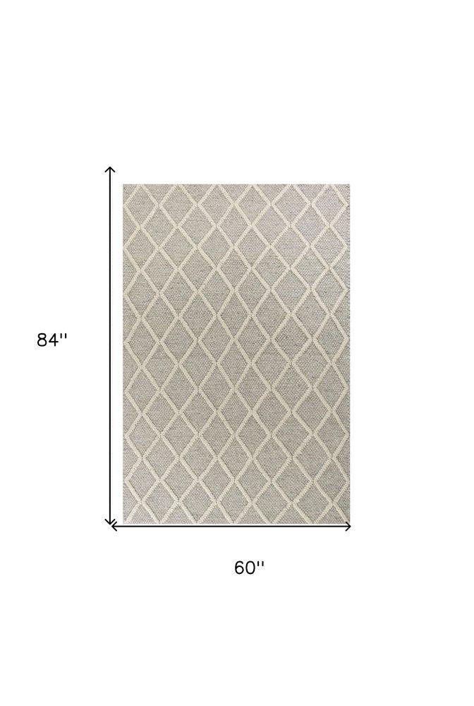 5' X 7' Gray And Ivory Wool Diamond Hand Woven Area Rug