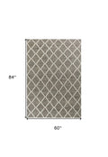 5' X 7' Gray And Ivory Wool Diamond Hand Woven Area Rug