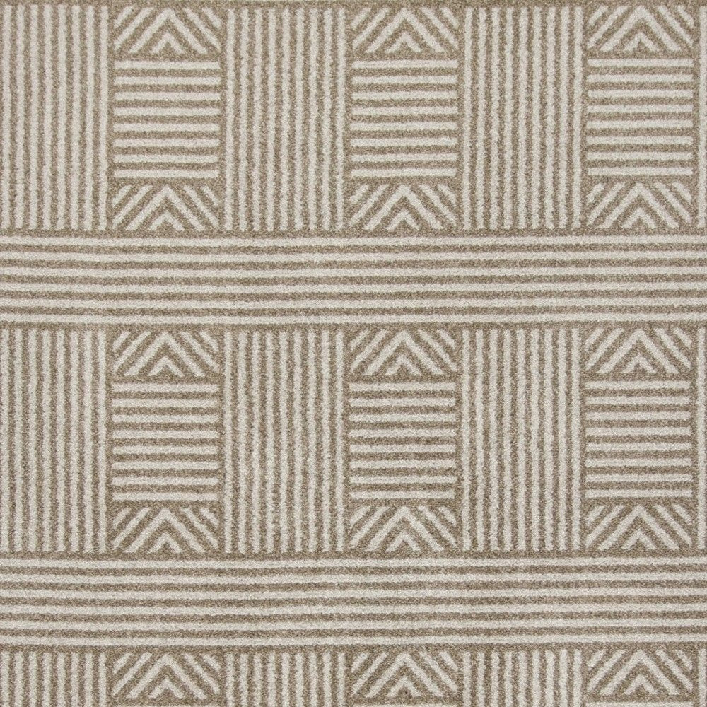 5' X 8' Beige And Ivory Geometric Indoor Outdoor Area Rug