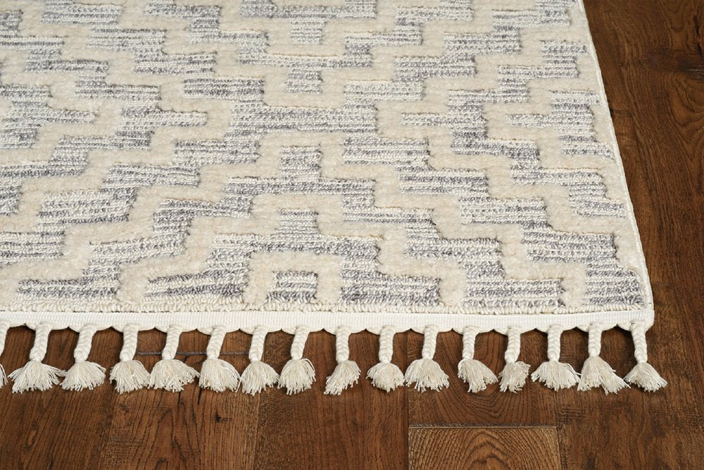 5' X 8' Gray and Ivory Geometric Area Rug