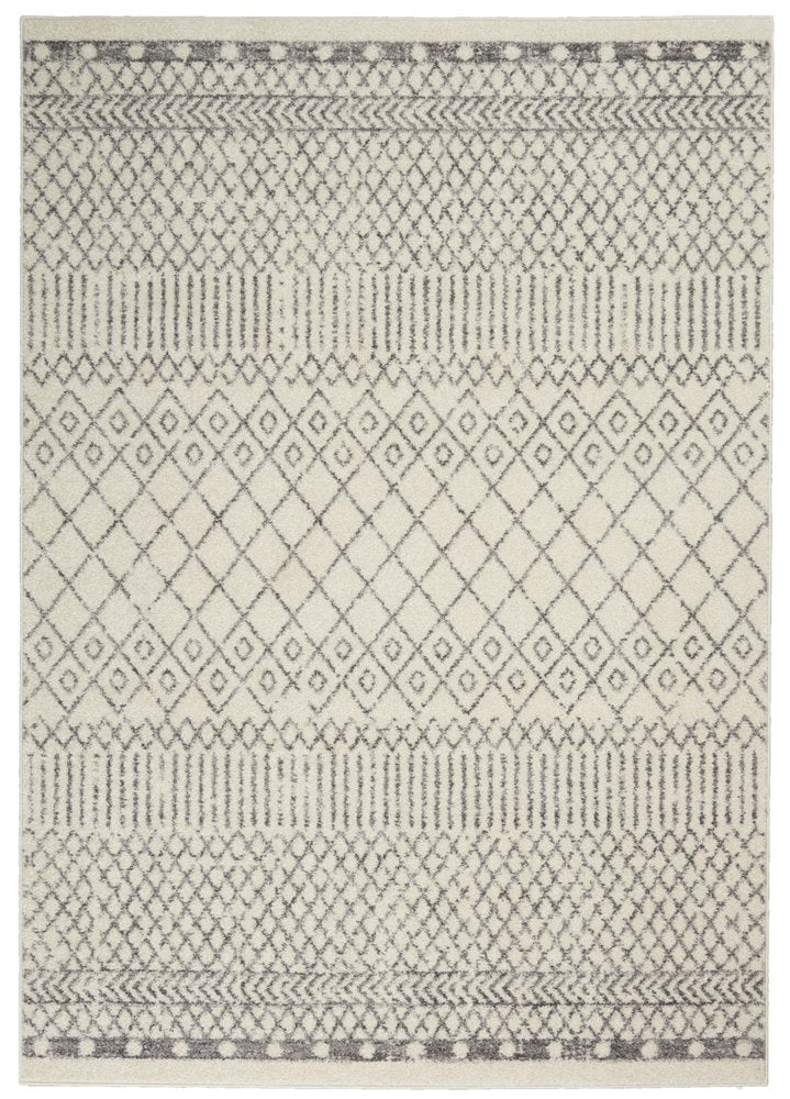5' X 7' Gray And Ivory Geometric Distressed Area Rug