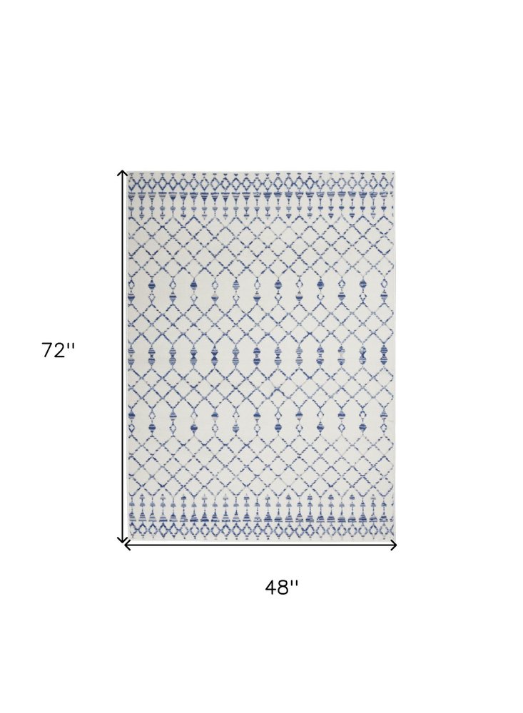 5' X 7' Ivory And Blue Geometric Area Rug