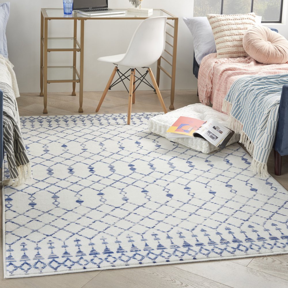 6' X 9' Ivory And Blue Geometric Area Rug