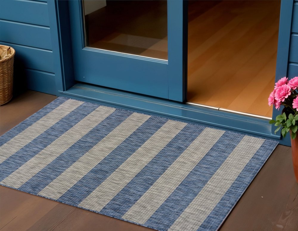 8' X 10' Blue And Gray Indoor Outdoor Area Rug