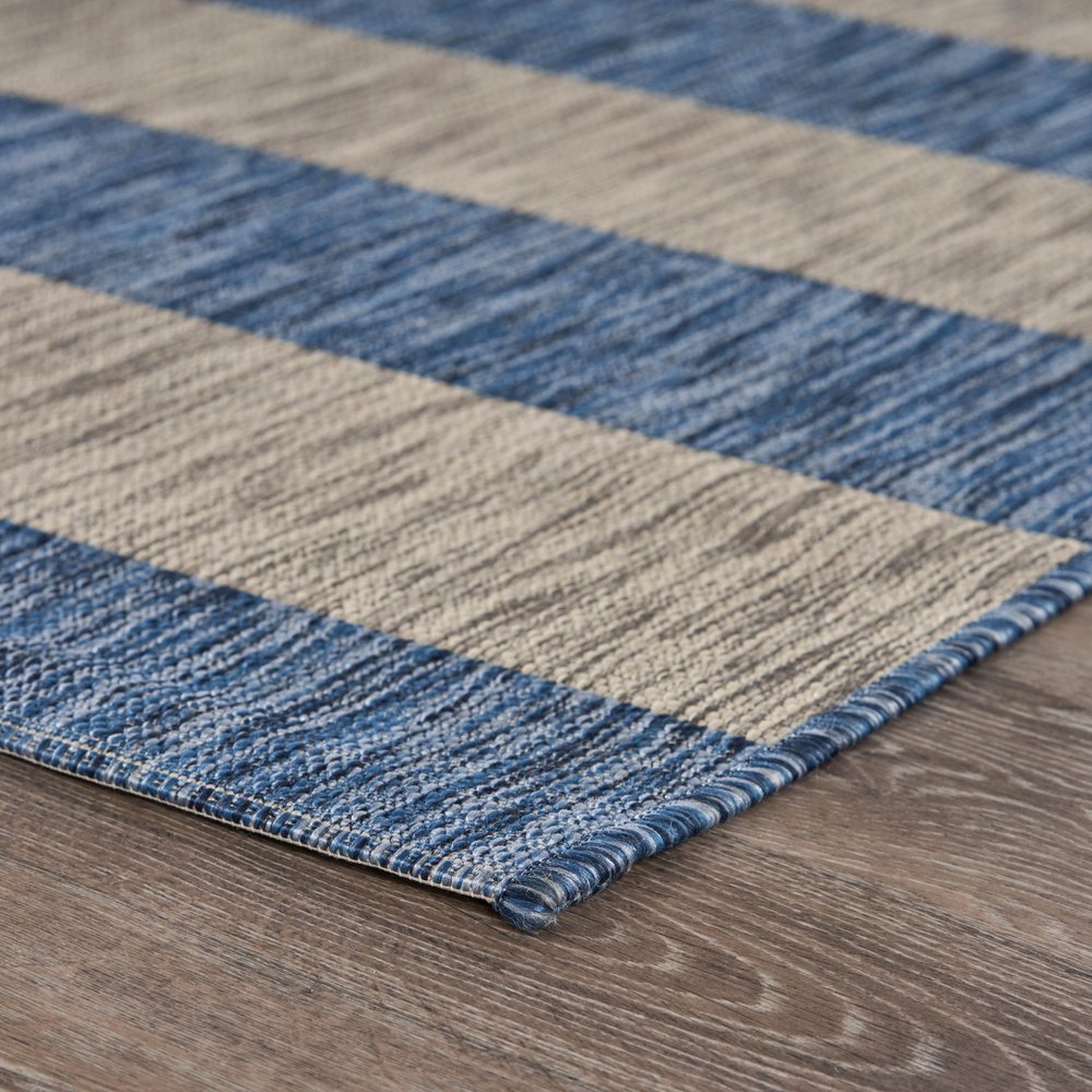 8' X 10' Blue And Gray Indoor Outdoor Area Rug