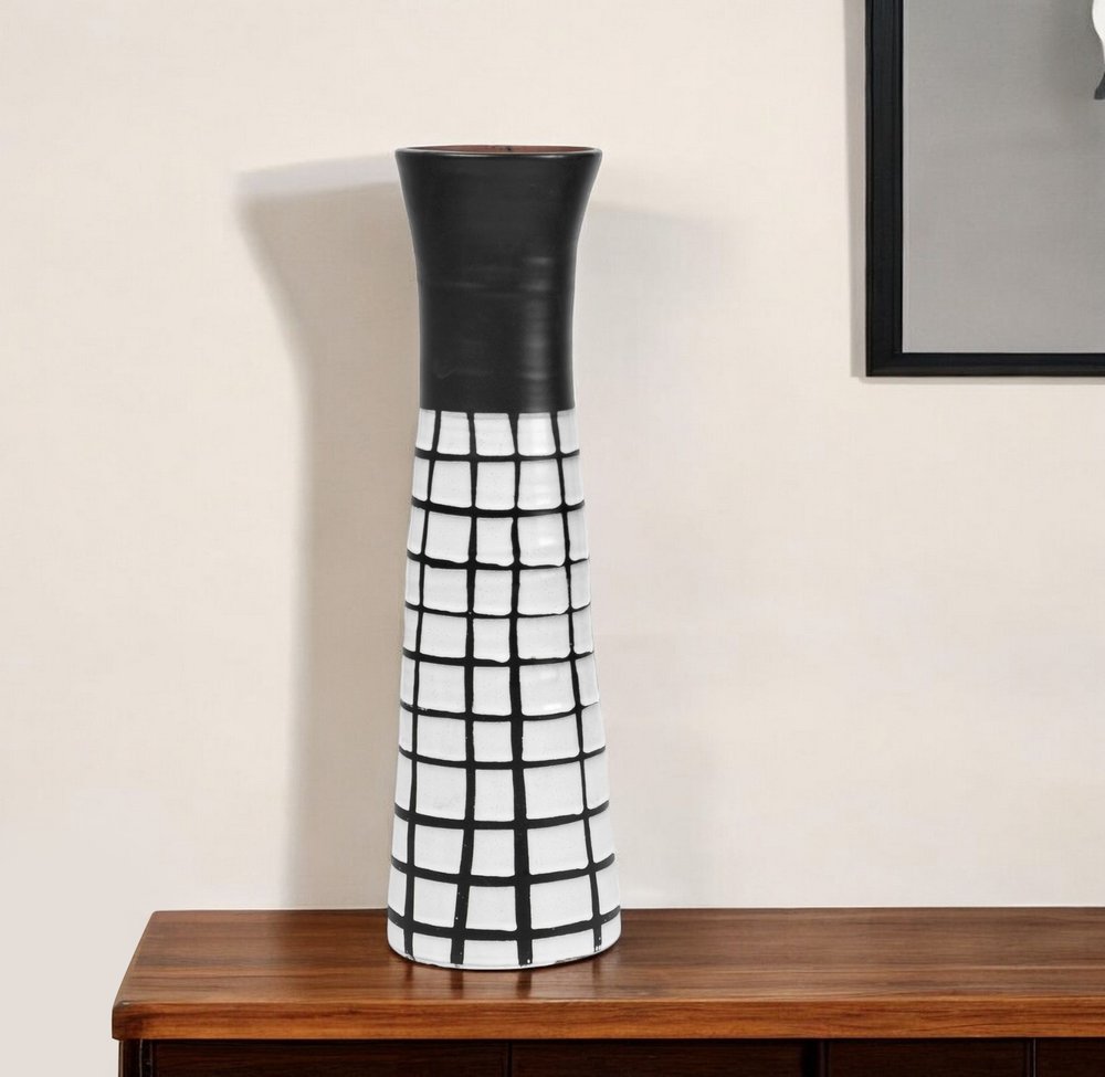 17" Black And White Abstract Cylinder Ceramic Table Vase