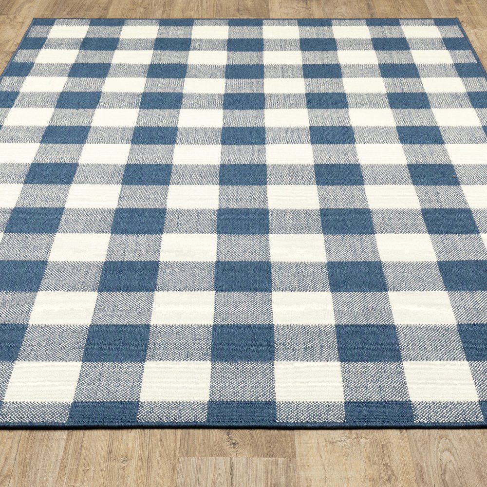 9' X 13' Red And Ivory Geometric Indoor Outdoor Area Rug