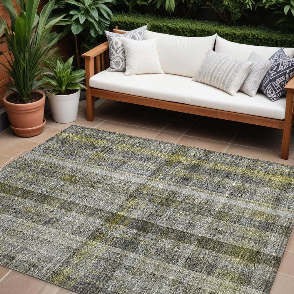 10' X 14' Gray Plaid Washable Non Skid Indoor Outdoor Area Rug