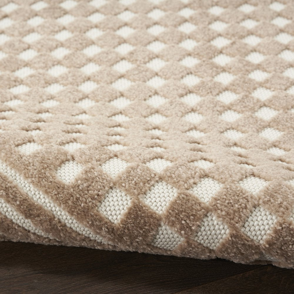 4' X 6' Brown Geometric Area Rug