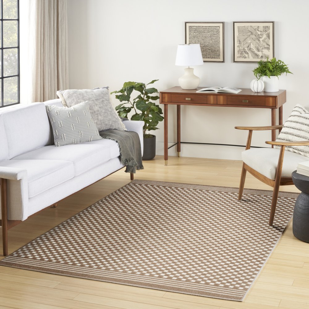 4' X 6' Brown Geometric Area Rug