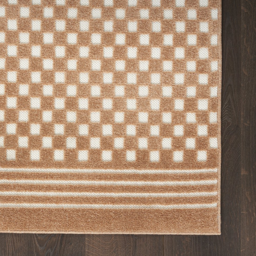 4' X 6' Brown Geometric Area Rug