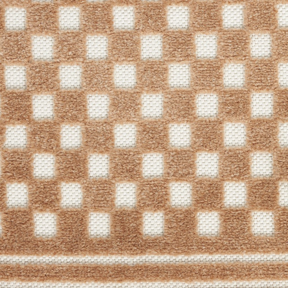 4' X 6' Brown Geometric Area Rug