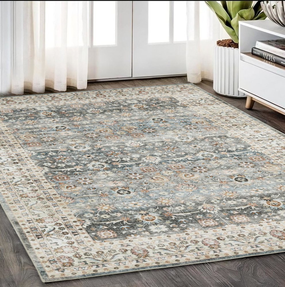 5' X 7' Gray And Ivory Oriental Area Rug