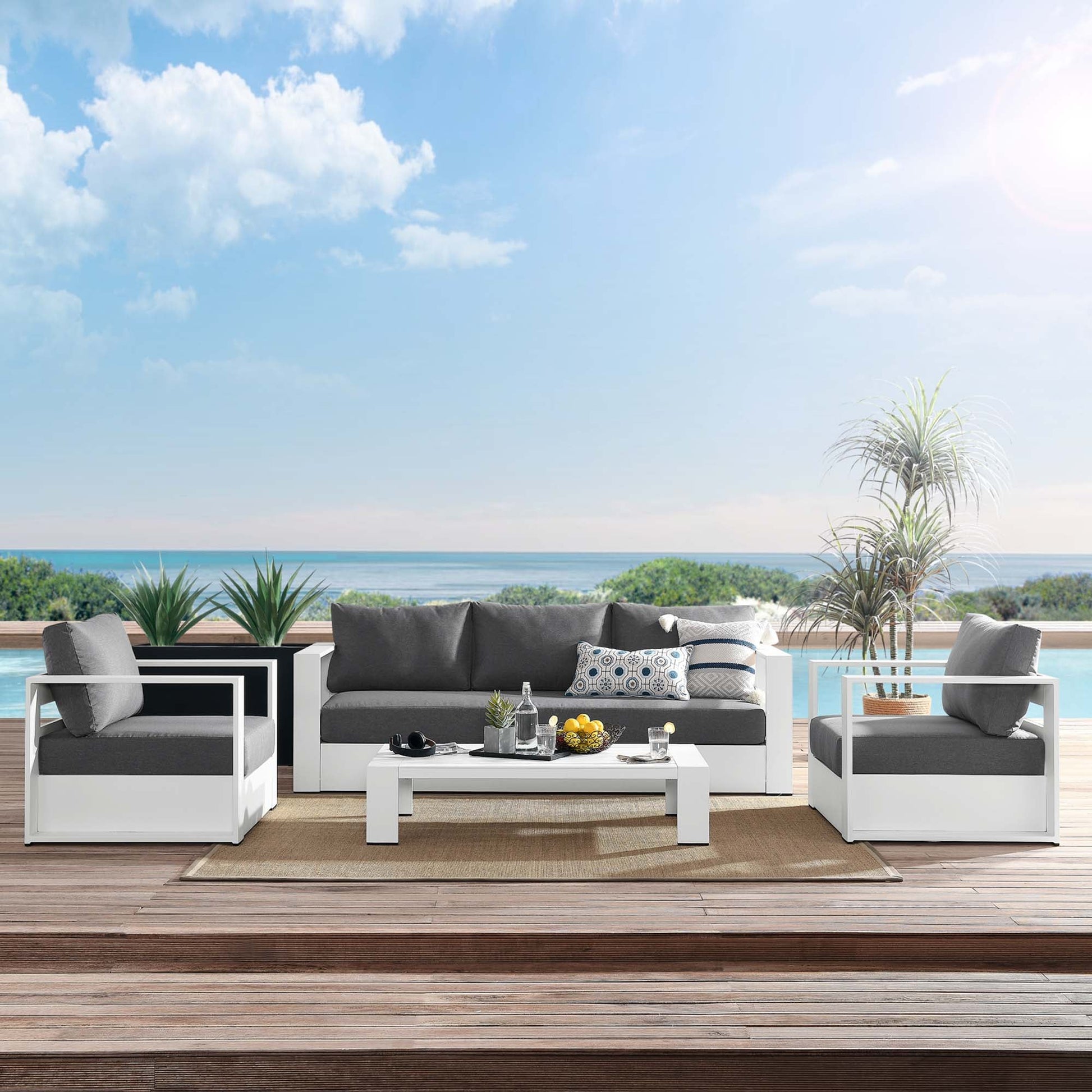Luxurious Tahoe 4-Piece Outdoor Patio Set in Stylish Colors