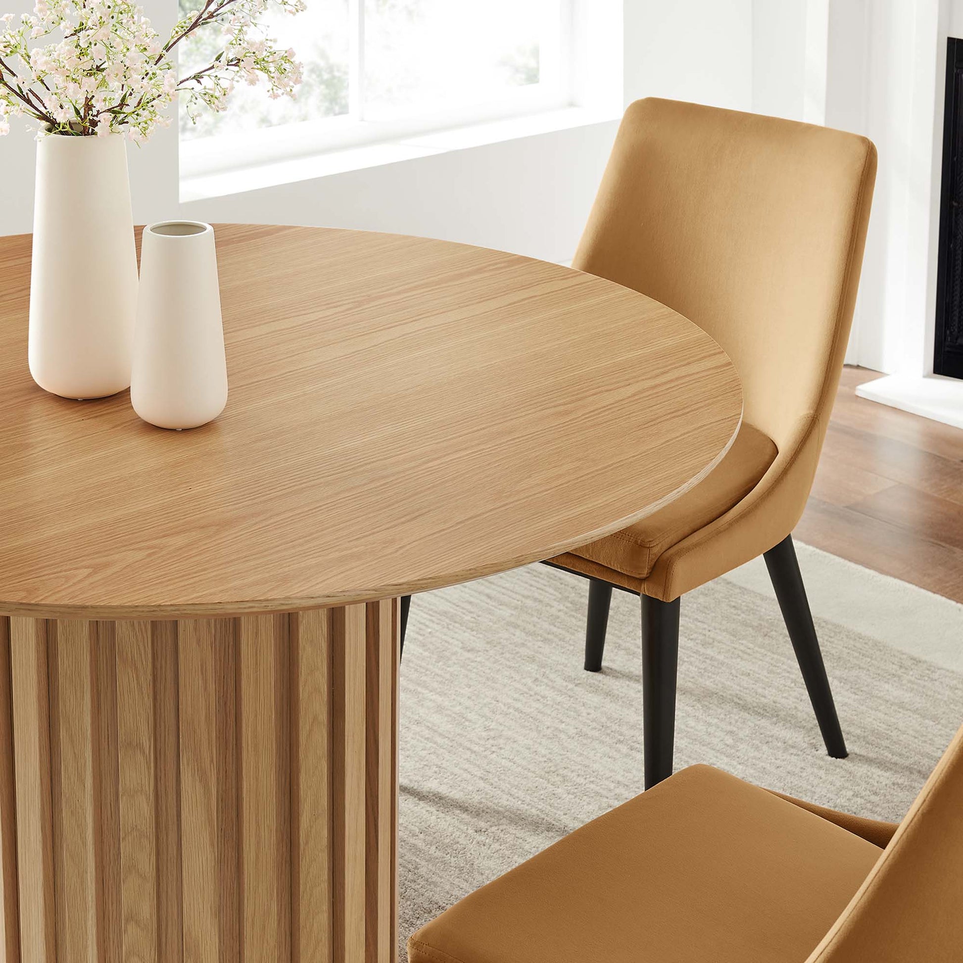 Senja 47" Round Dining Table