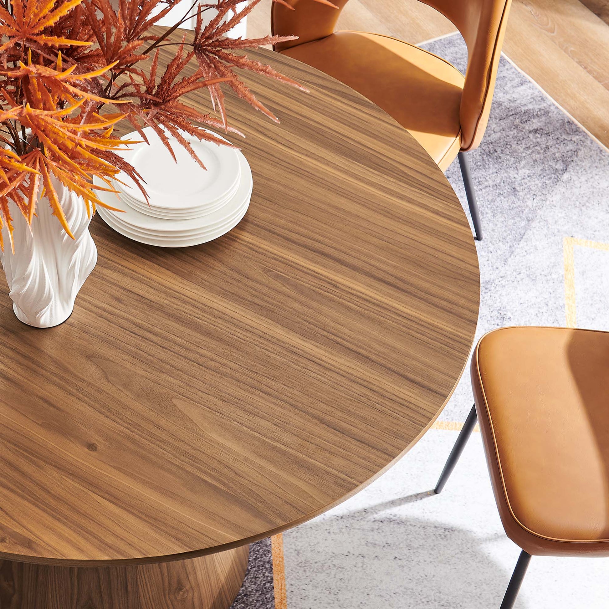 Modern 47" Round Dining Table