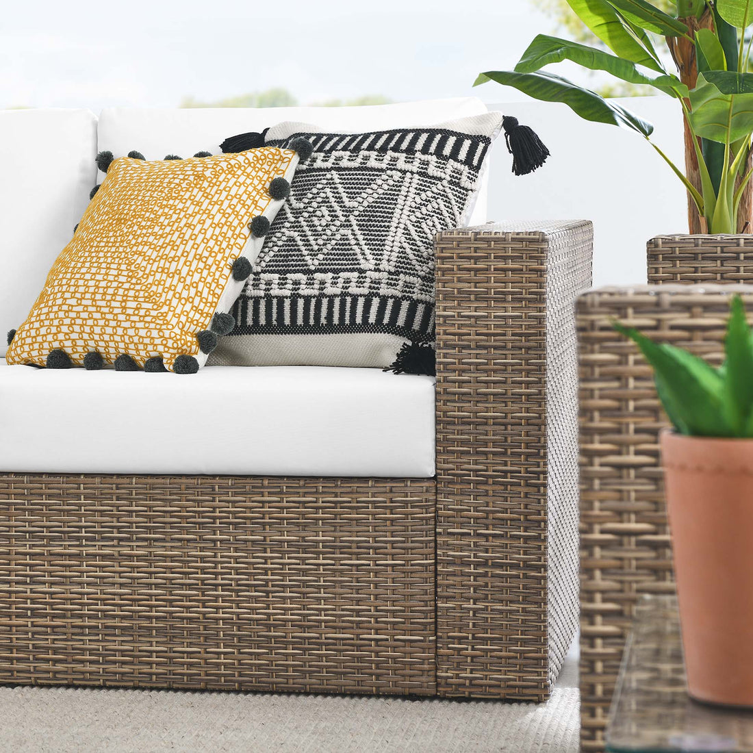 Modern Outdoor Patio Furniture Set