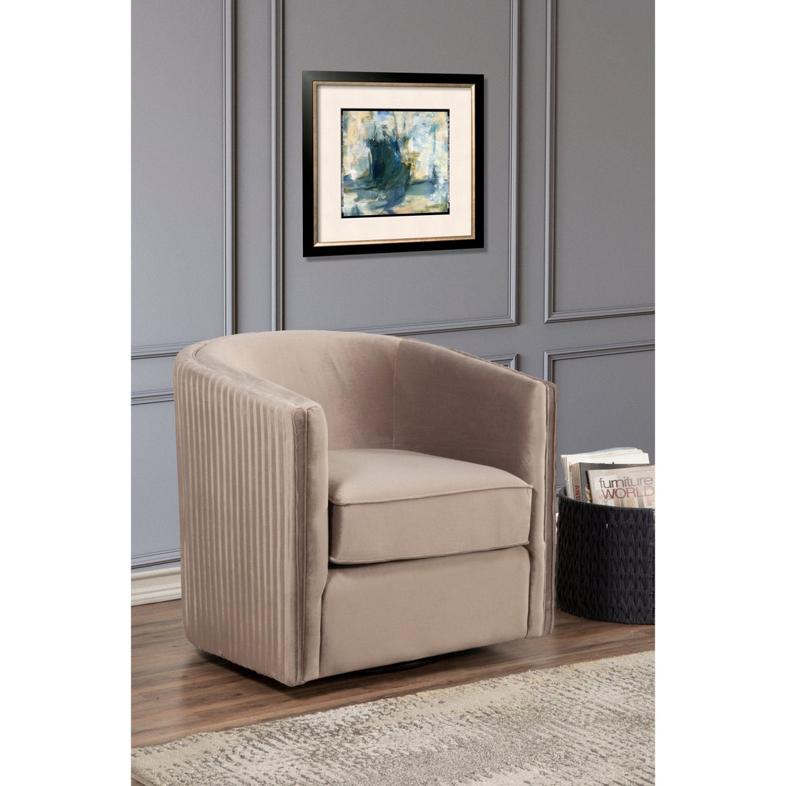 Stylish Maison Swivel Chair - Perfect for Living Space